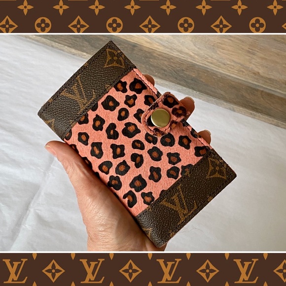 Louis Vuitton Wallet Snap Repair